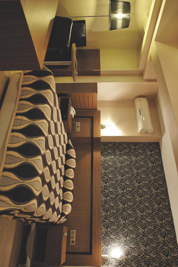 Susuzlu Hotel Измир Екстериор снимка