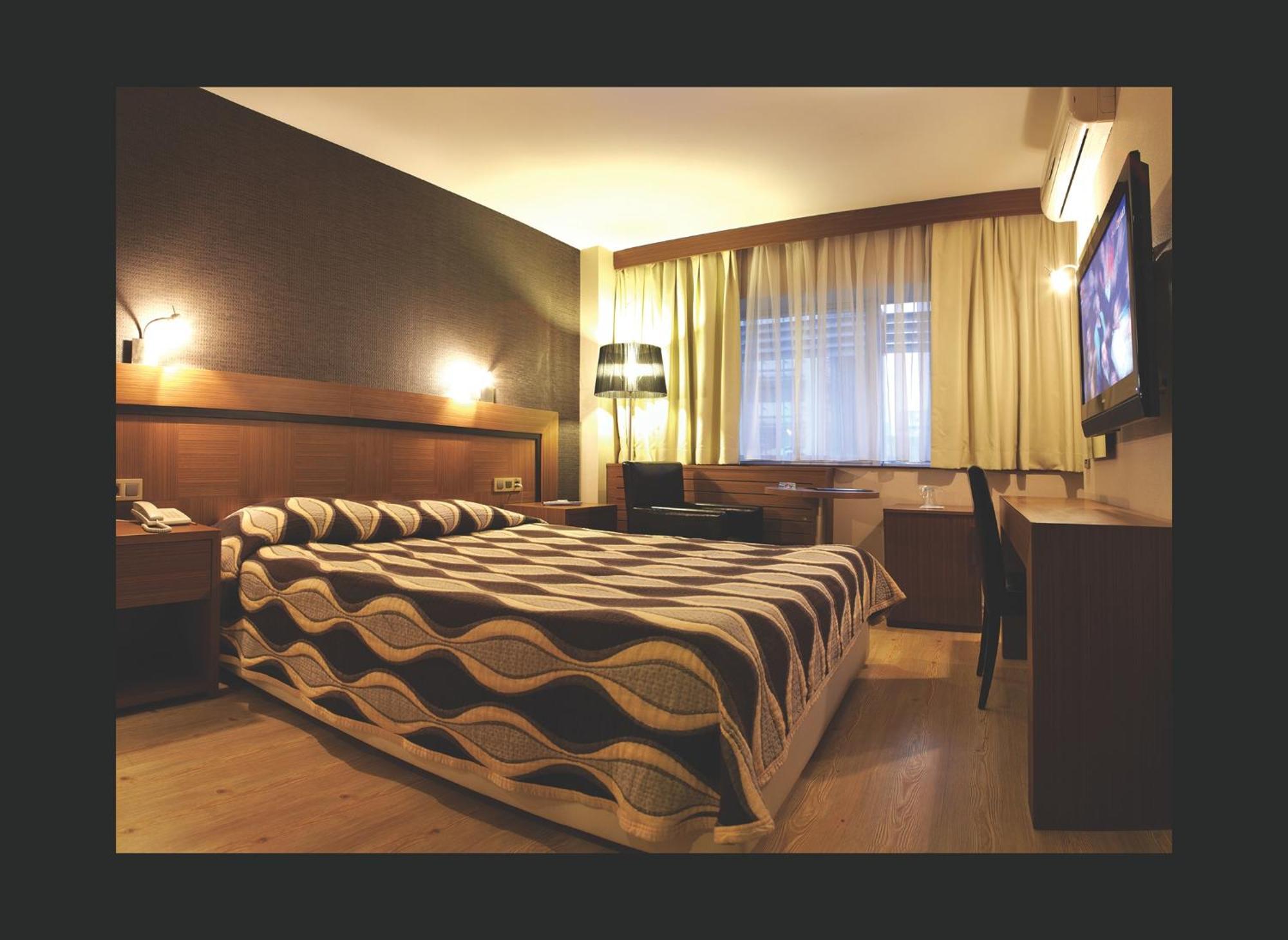 Susuzlu Hotel Измир Екстериор снимка